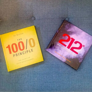 Set 2 Motivational/Leadership books for business‎